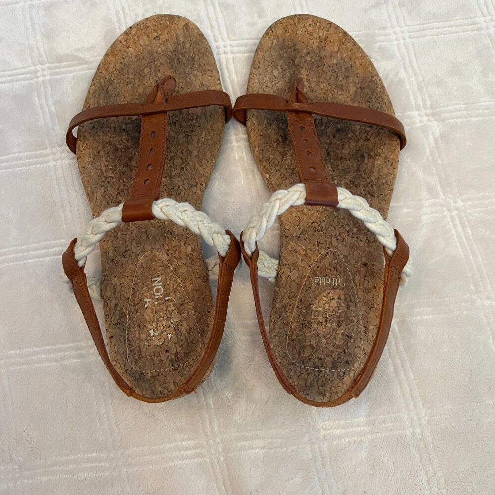 EUC The North Face Bridgeton Slingback Sandal Sz 8